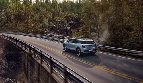 Explorer Rearview Road