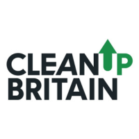 TrustFord Partners with Clean Up Britain to Tackle Roadside Litter