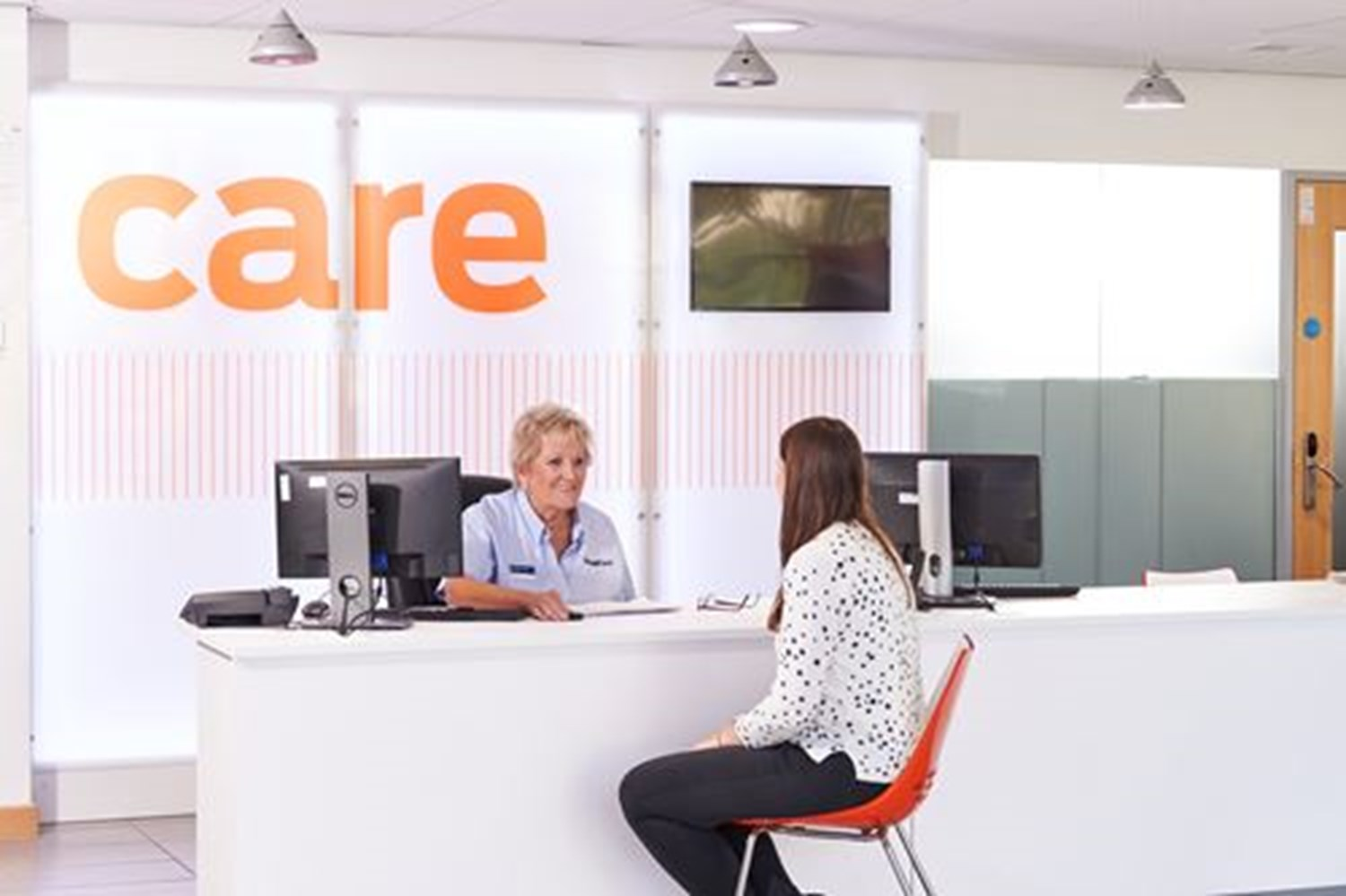 woman talking to customer